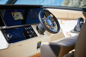 моторная яхта Sundancer