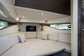 моторная яхта Sundancer